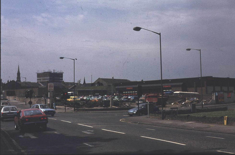 Tesco Supermarket on Callendar Rd Falkirk Council