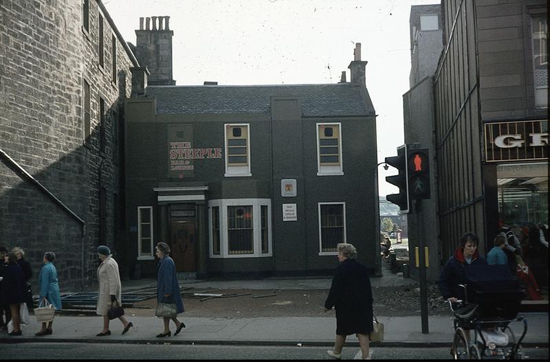 Steeple Bar, Blue Bell Close, Falkirk. Falkirk Council