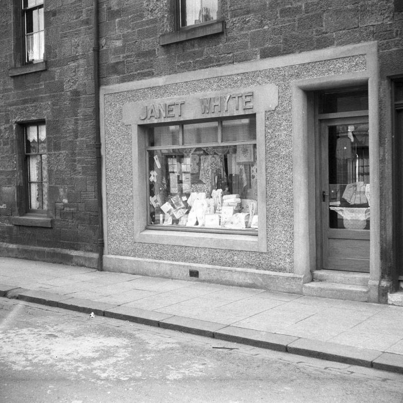 Whyte's shop, Kerse Road, Grangemouth Falkirk Council