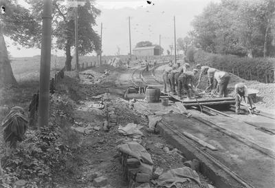 P32534; Laying tramlines