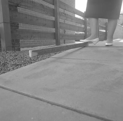 P59542; Ramp for disabled in Shieldhill. Pavements act