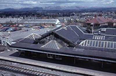 P05283; Falkirk High Station