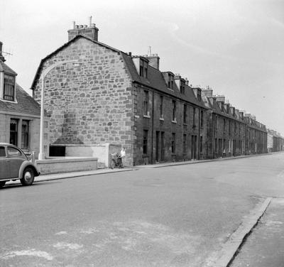 P37306; "Dundas St", Grangemouth