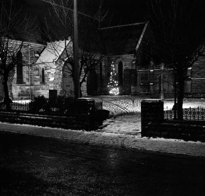 P37667; "Kerse Church Christmas tree"