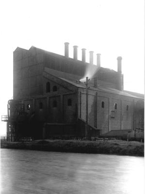 P33523; Coal-fired power station, Etna Road, Falkirk