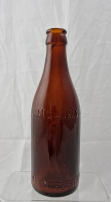 1981-001-006; bottle; beer (Aitken)
