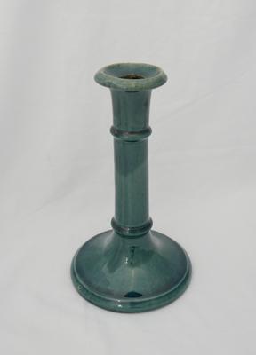 2005-020-080; candlestick