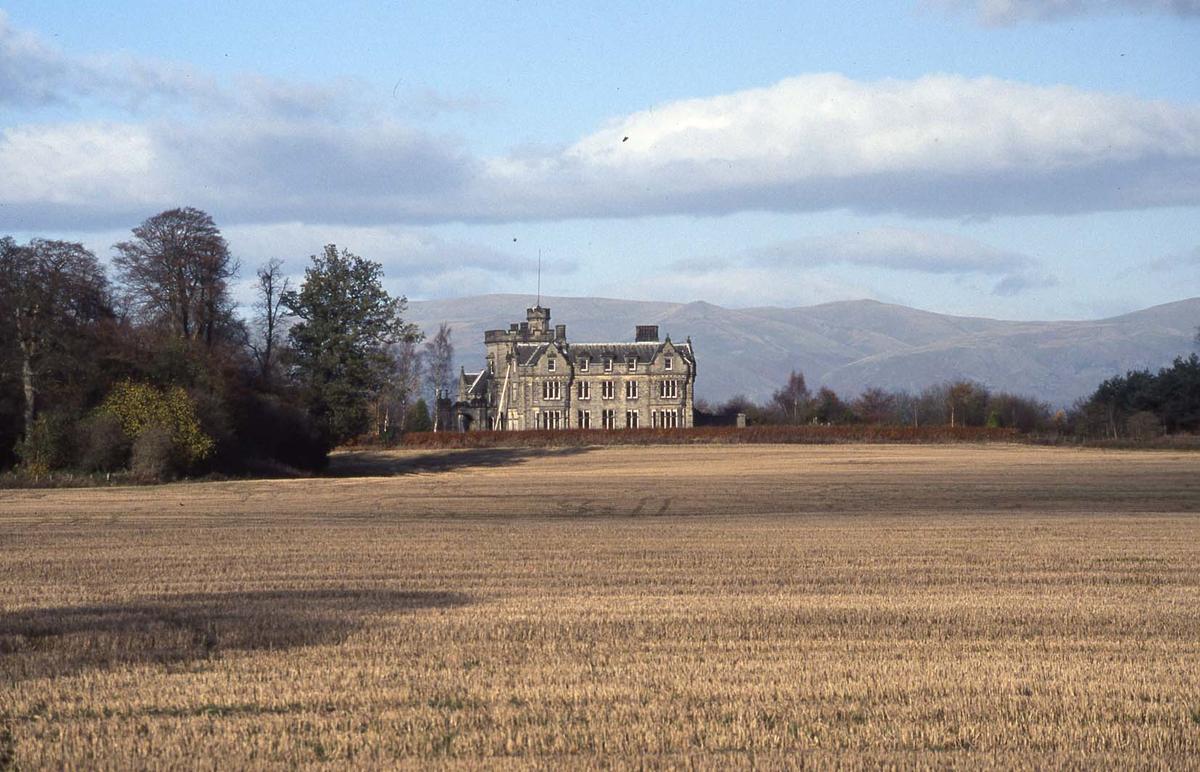 Kinnaird House, Larbert Falkirk Council