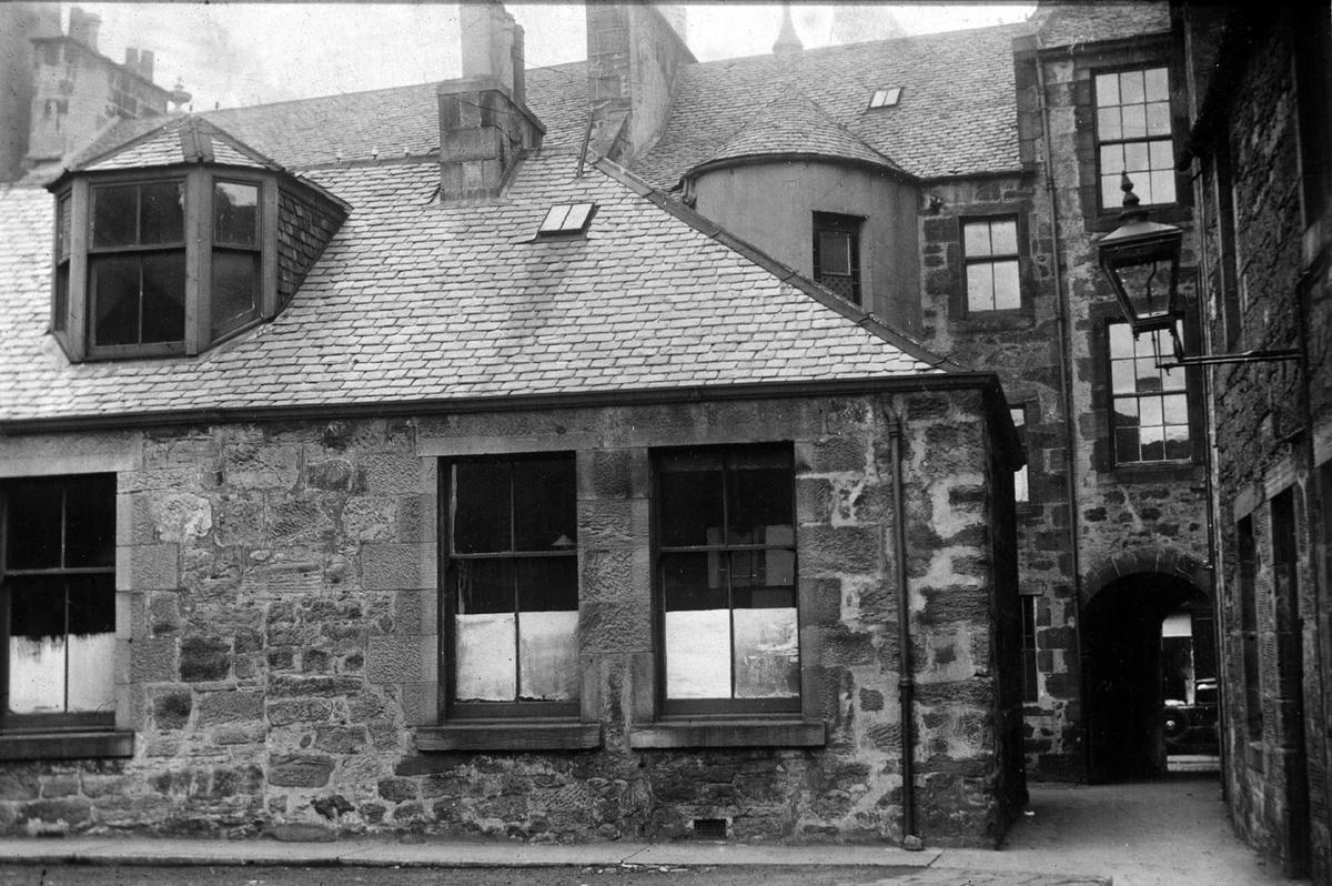 Burns Court, Falkirk Falkirk Council