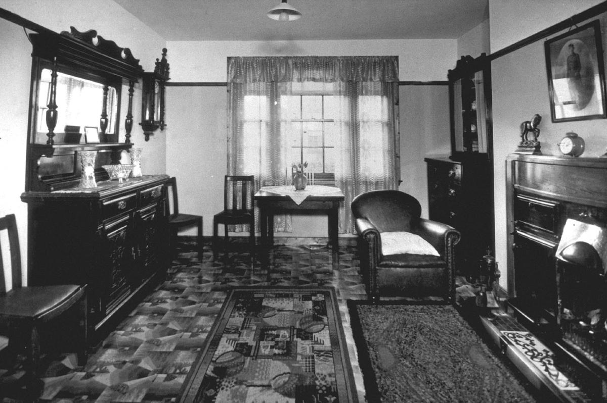 "Living room, 4apt house Westquarter" Falkirk Council