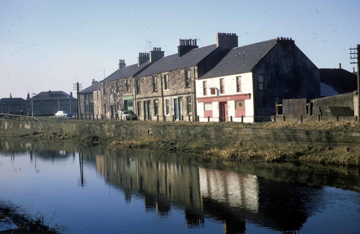 The Canal Inn and housing, Canal Street, Camelon. Falkirk Community Trust