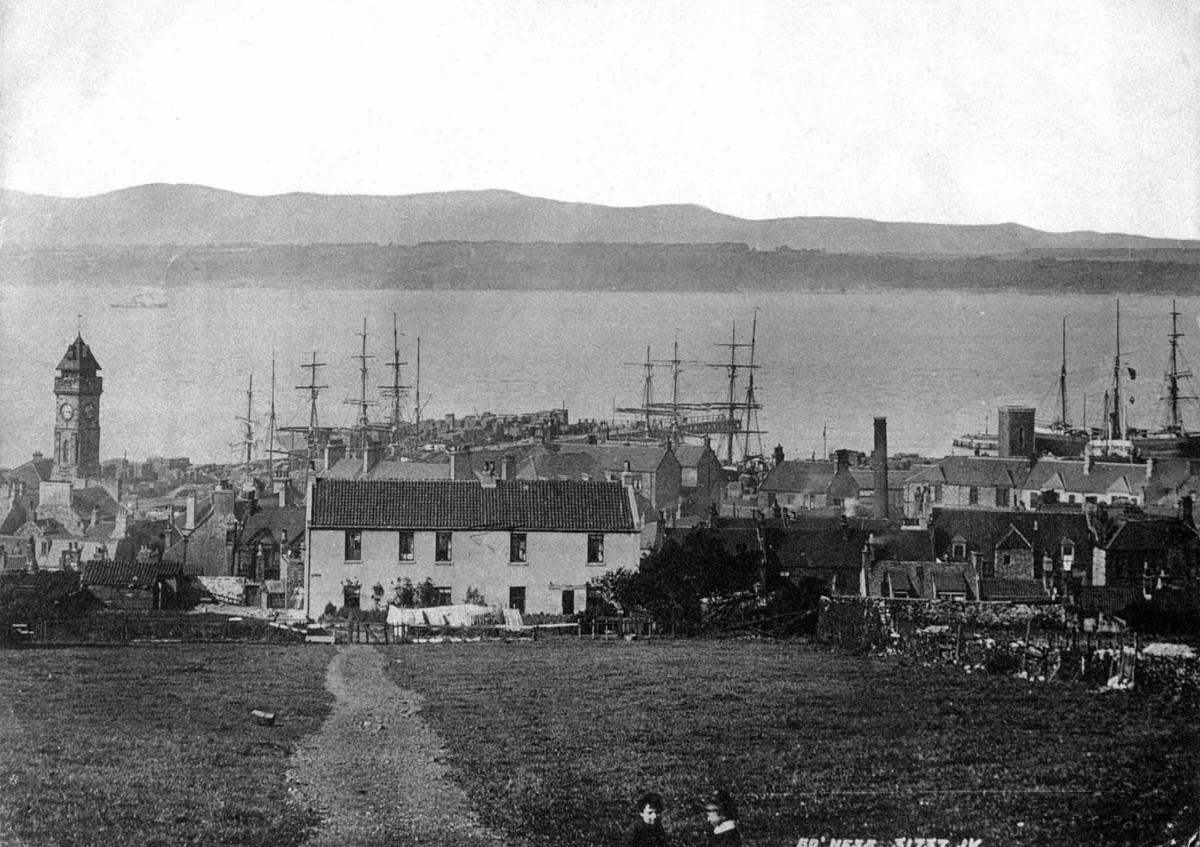 Bo'ness from the south. Falkirk Council